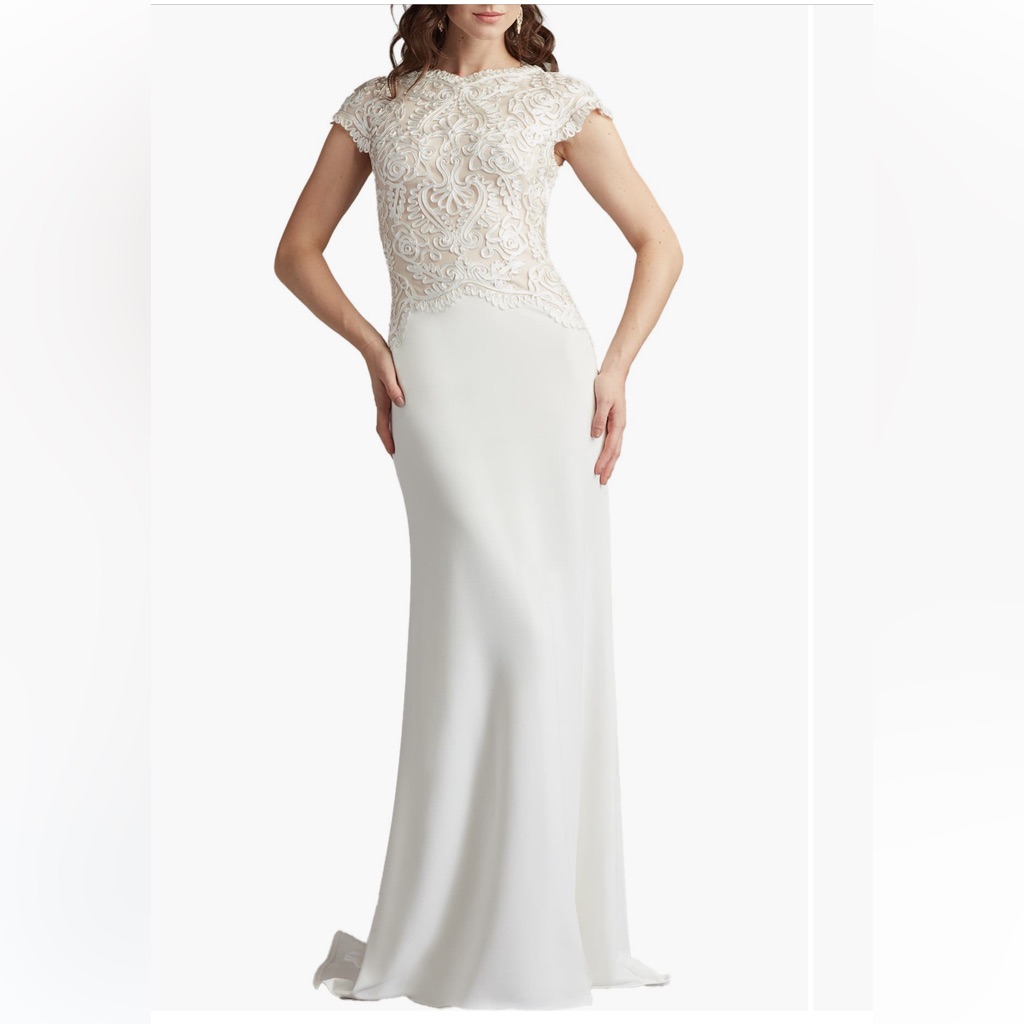 Tadashi Shoji Ivory Gown With Lace Accents